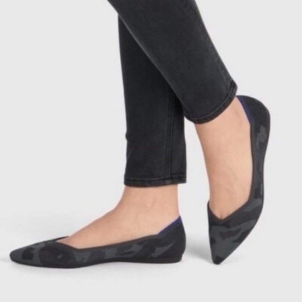 Rothy’s The Point Black/Gray Camo Retired Ballet Flats Size 8